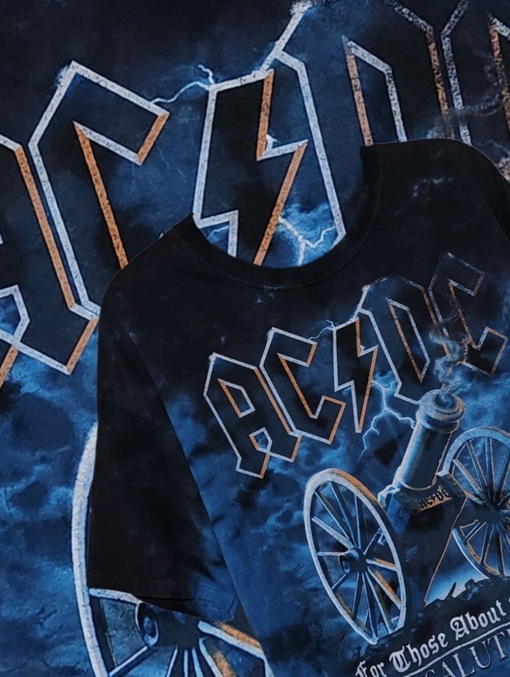 ACDC Liquid Blue Black & Blue Tie-Dye T-Shirt 2013 | XL